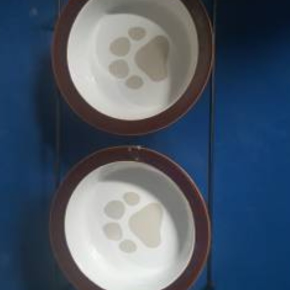 10$ Brand new pet bowls - Picture 2 of 4